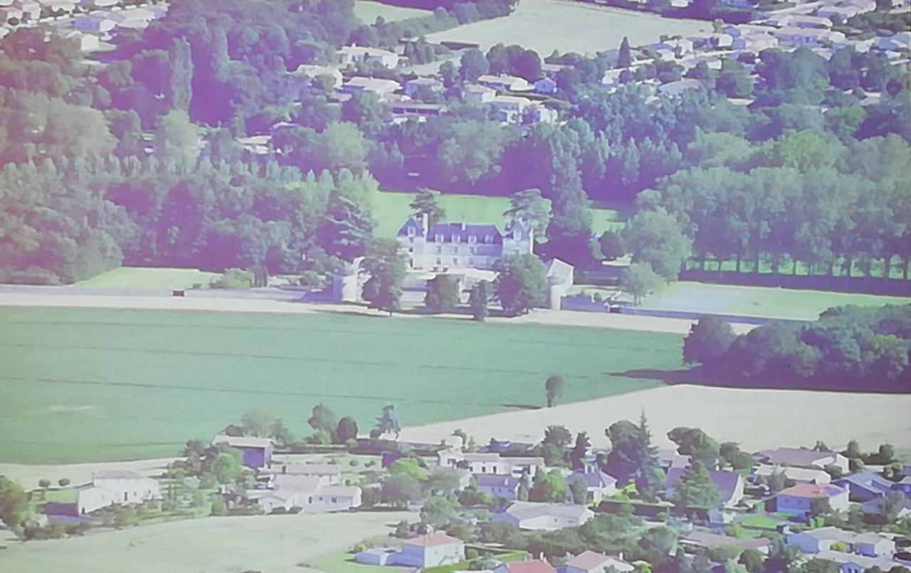 Au Grain D'Orge Villa Echire Luaran gambar